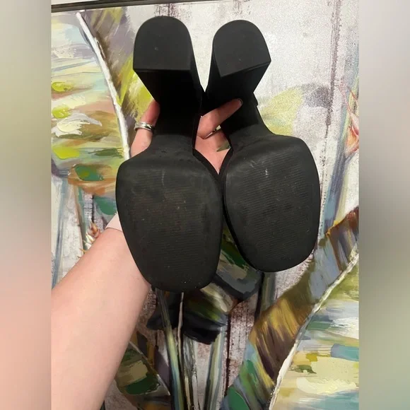 EUC Steve Madden Women's Agata Platform Pump Black Satin size 8.5 - Picture 4 of 7